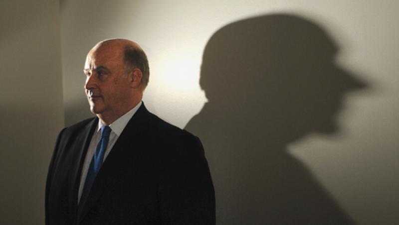 Don Robert CEO of Experian Don Robert CEO of Experian