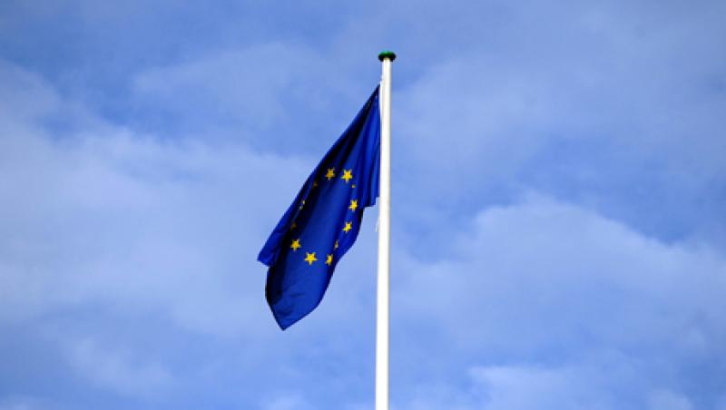 euro-flag-redenom-large.jpg