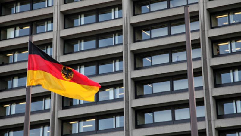 german-flag-pic-large.jpg
