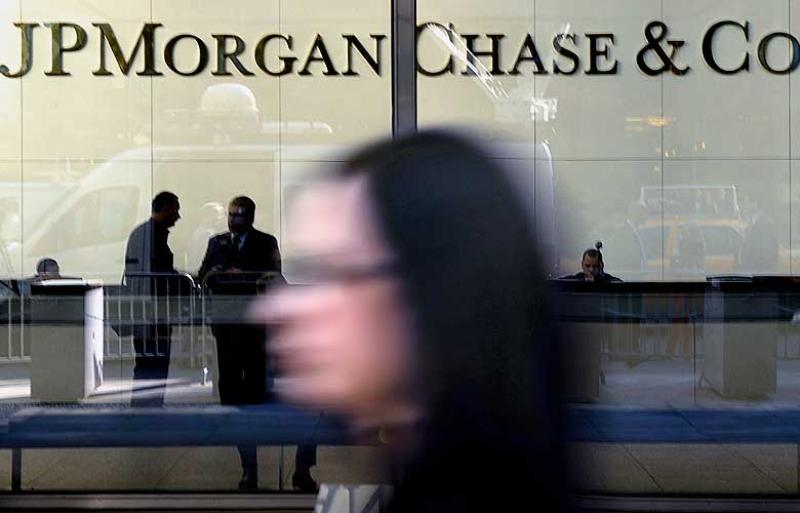 A JP Morgan Chase & Co. headquarters in New York, U.S. (Photo credit: Peter Foley/Bloomberg)
