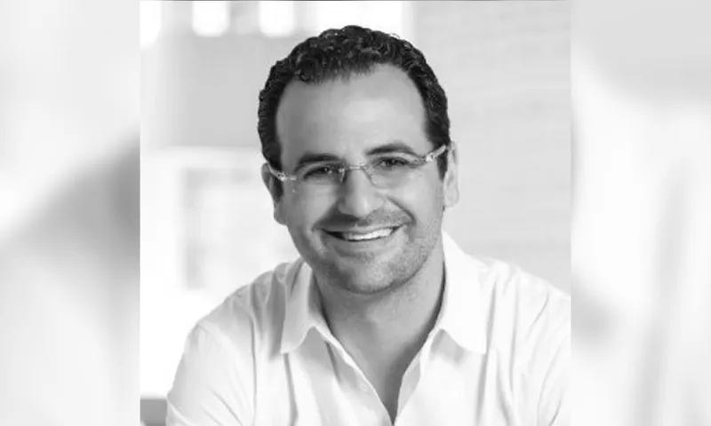 Lee Fixel (via LinkedIn)