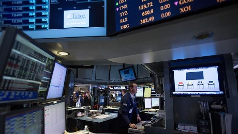 Inside The NYSE As Global Stocks Drop With Commodities on Fiscal Cliff Concern Inside The NYSE As Global Stocks Drop With Commodities on Fiscal Cliff Concern