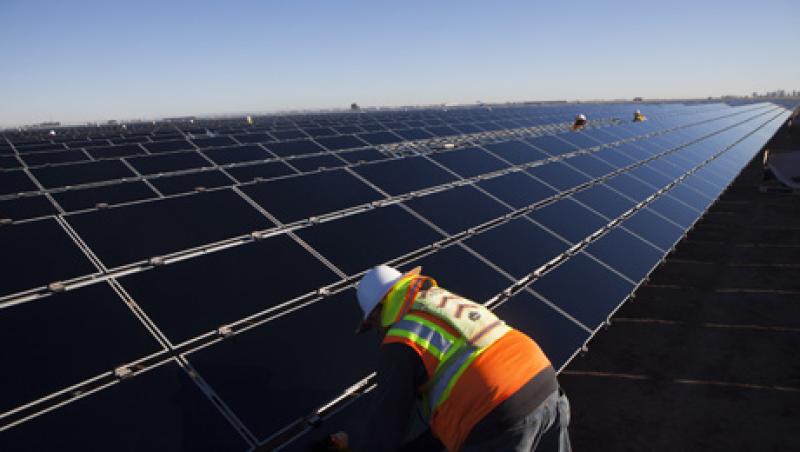 solar-panels-large.jpg