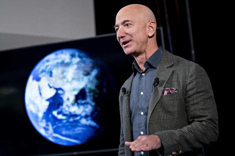 Jeff Bezos (Andrew Harrer/Bloomberg)