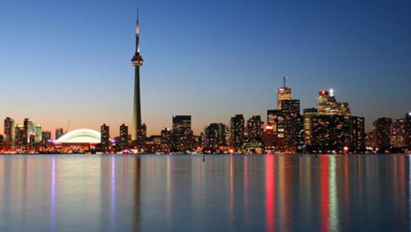 toronto-skyline-am-large.jpg