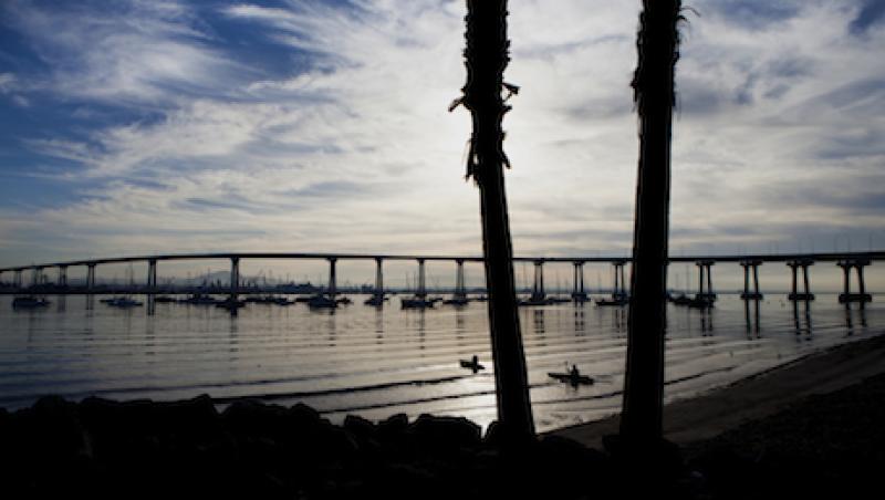 weekend-reading-kayak-large.jpg