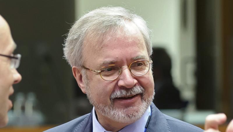 werner-hoyer-large.jpg